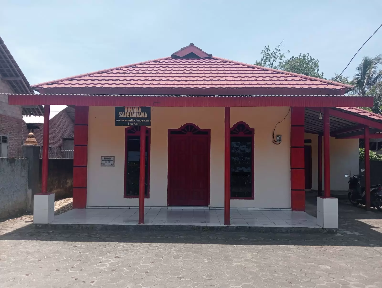 Foto program Dana Pembuatan Pagar dan Dapur Vihara Sakyawana