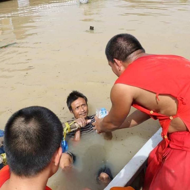 Foto program URGENT! Dana Banjir Laos