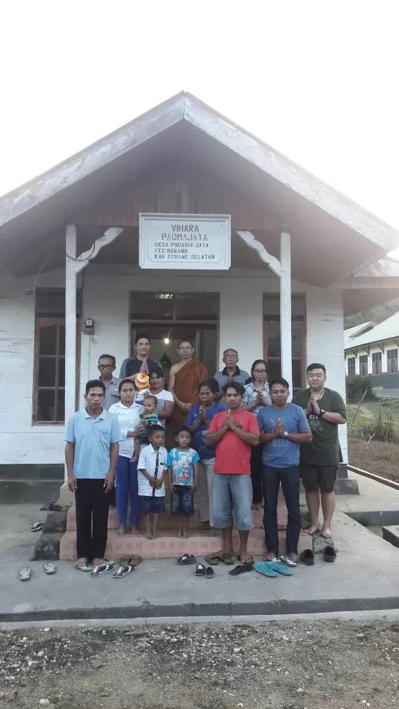 Foto program Dana Membuat 5 Sumur di 5 Vihara Desa Konawe