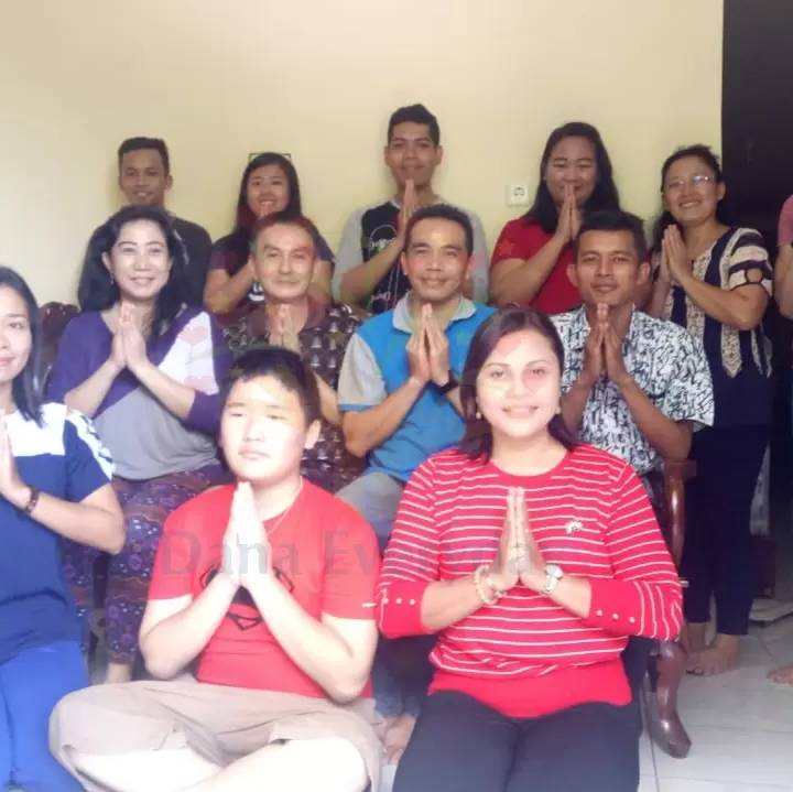 Foto program Dana Waisak Bersama Pertama se-Provinsi Nusa Tenggara Timur