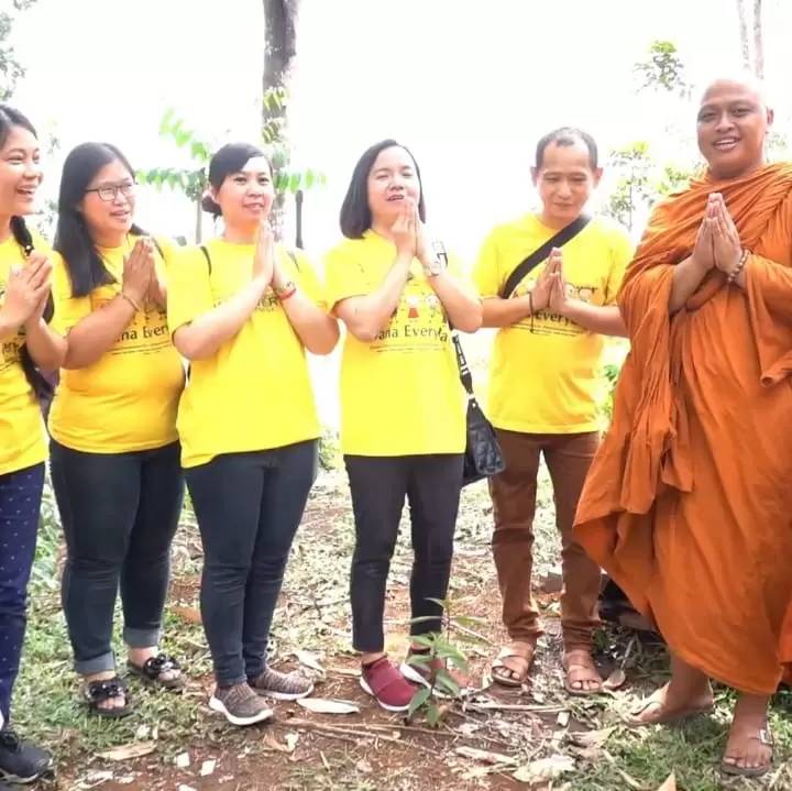 Foto program Dana Bangun Tempat Meditasi Hutan di Kampung Barengkok