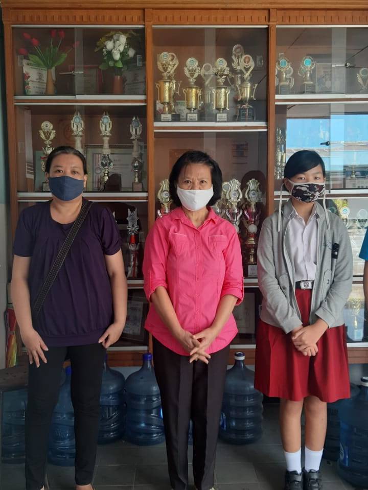 Foto program Dana Bayarin Sekolah Anak Buddhis