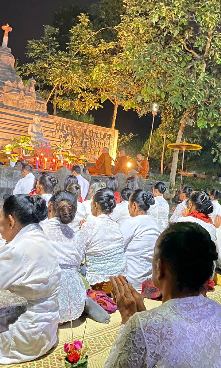 Foto program Dana Cinta Kasih Pengobatan 200 Umat Buddha di 7 Vihara Desa