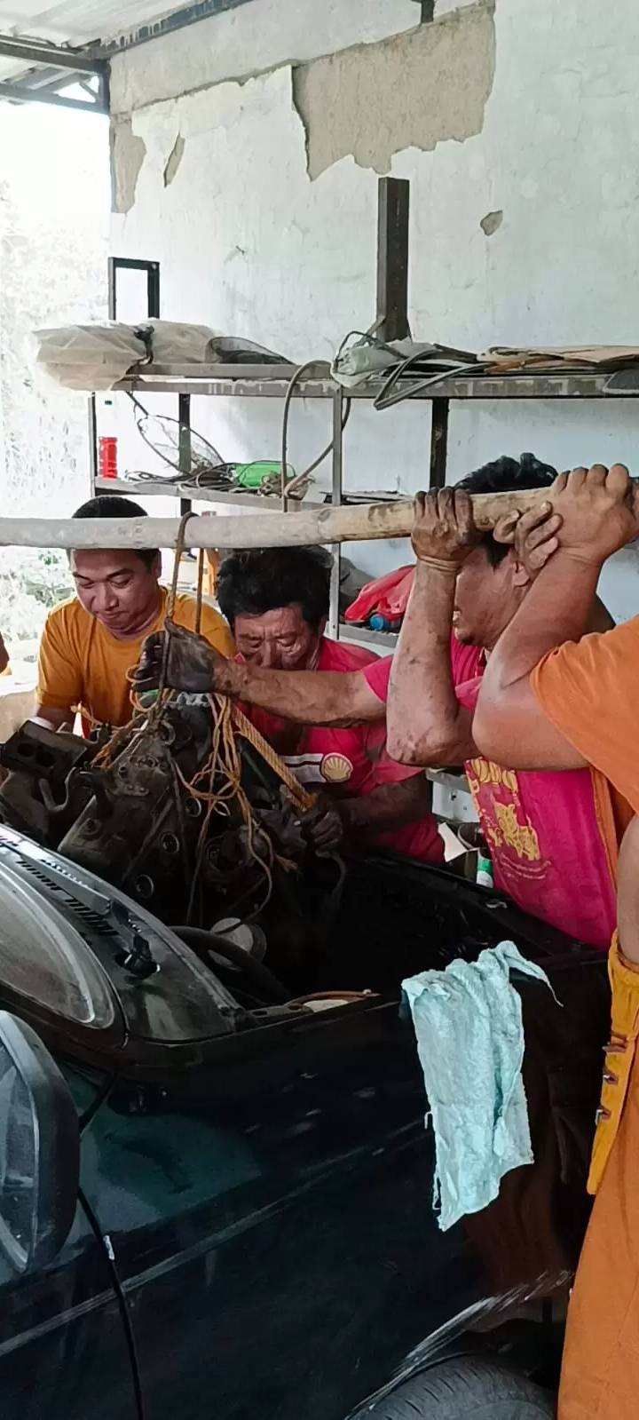 Foto program Dana Kendaraan Kepada Sangha untuk Pembabaran Dhamma