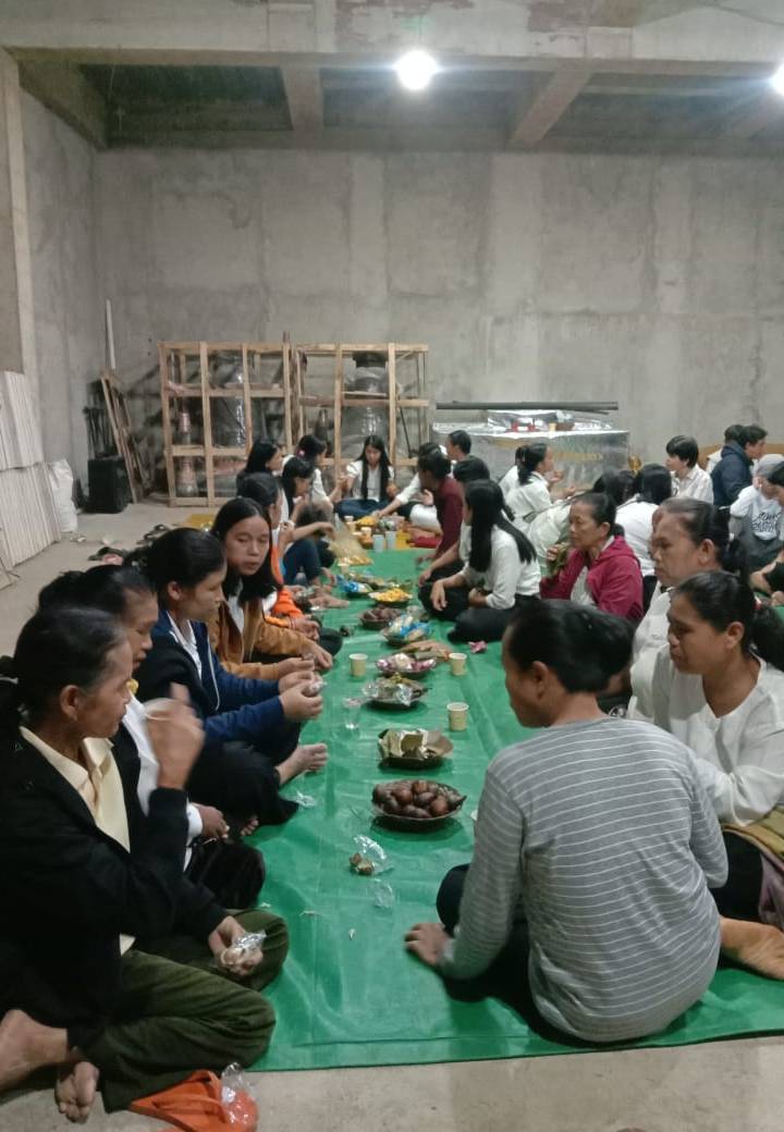 Foto program Dana Cinta Kasih Periksa Mata & Sembako Umat Buddha Kebumen